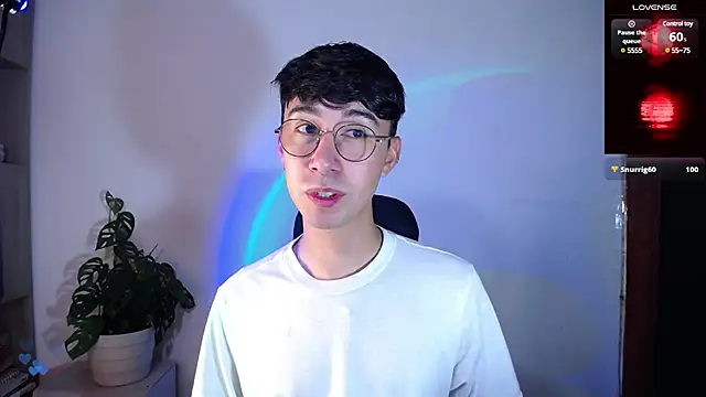 cameron cum online show from March 22, 2025, 11:32 am