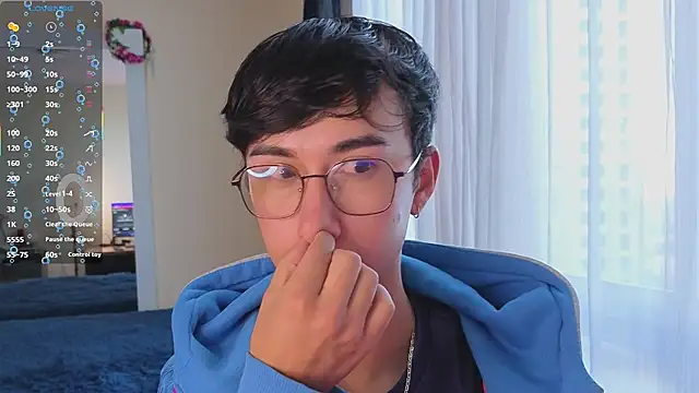 cameron cum online show from December 15, 2025, 11:25 am