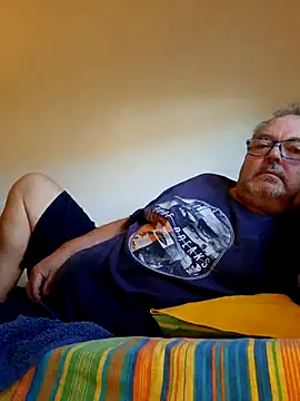 Snapshot of bluangelo chatting on September 21, 2025, 12:07 pm bluangelo online show from September 21, 2025, 12:07 pm