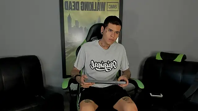 jamesinked  online show from January 30, 2025, 4:24 pm