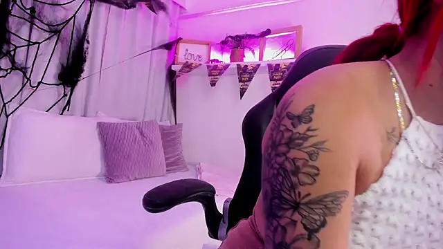 susyy7 online show from November 2, 2025, 7:38 pm