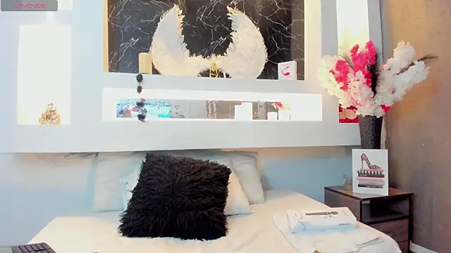 Cinthya mjs online show from September 30, 2025, 12:21 pm