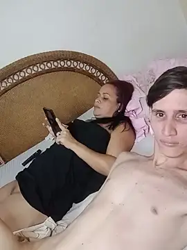 Snapshot of Milfvalesk chatting on December 29, 2024, 7:28 am Milfvalesk online show from December 29, 2024, 7:28 am