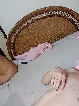 Snapshot of Milfvalesk chatting on January 5, 2025, 7:07 am Milfvalesk online show from January 5, 2025, 7:07 am