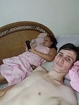 Snapshot of Milfvalesk chatting on January 11, 2025, 8:32 pm Milfvalesk online show from January 11, 2025, 8:32 pm