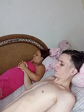 Snapshot of Milfvalesk chatting on January 27, 2025, 3:15 am Milfvalesk online show from January 27, 2025, 3:15 am