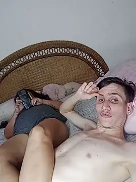 Snapshot of Milfvalesk chatting on February 4, 2025, 6:57 am Milfvalesk online show from February 4, 2025, 6:57 am