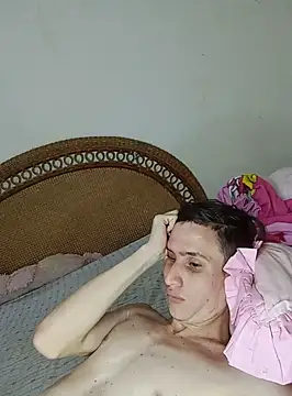 Snapshot of Milfvalesk chatting on February 8, 2025, 3:19 am Milfvalesk online show from February 8, 2025, 3:19 am