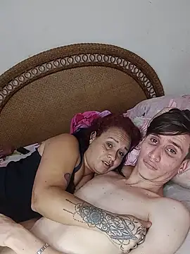 Snapshot of Milfvalesk chatting on February 20, 2025, 3:41 pm Milfvalesk online show from February 20, 2025, 3:41 pm