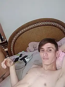 Snapshot of Milfvalesk chatting on February 20, 2025, 6:57 pm Milfvalesk online show from February 20, 2025, 6:57 pm