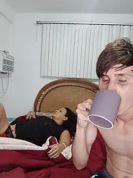 Snapshot of Milfvalesk chatting on September 24, 2025, 8:12 pm Milfvalesk online show from September 24, 2025, 8:12 pm