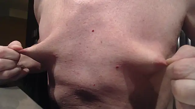 Snapshot of Toy-Daddy chatting on February 18, 2025, 1:21 am Toy-Daddy online show from February 18, 2025, 1:21 am