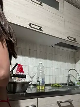 Melody Ds online show from December 19, 2024, 2:12 am