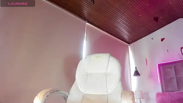 Melody Ds online show from February 27, 2025, 9:04 pm