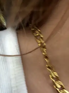 Melody Ds online show from October 1, 2025, 9:21 pm