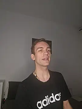 nickdtr online show from December 22, 2025, 11:13 pm