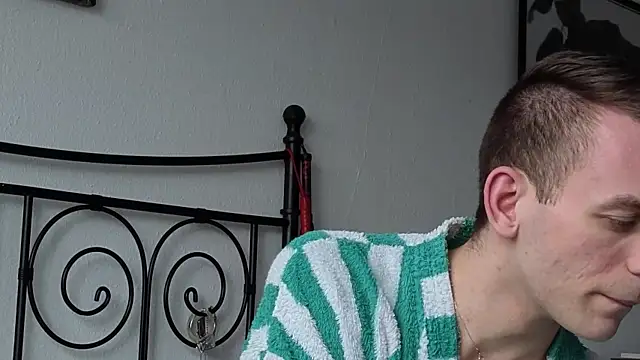 Snapshot of nickdtr chatting on February 17, 2026, 3:08 pm nickdtr online show from February 17, 2026, 3:08 pm