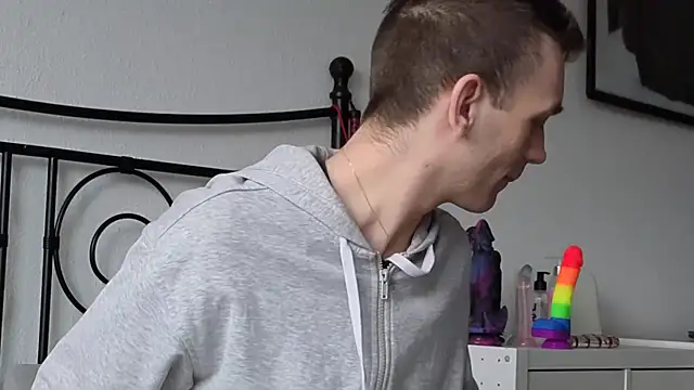 Snapshot of nickdtr chatting on February 18, 2026, 1:18 pm nickdtr online show from February 18, 2026, 1:18 pm