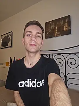 Snapshot of nickdtr chatting on February 20, 2026, 7:03 pm nickdtr online show from February 20, 2026, 7:03 pm