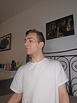 Snapshot of nickdtr chatting on February 28, 2026, 7:26 pm nickdtr online show from February 28, 2026, 7:26 pm