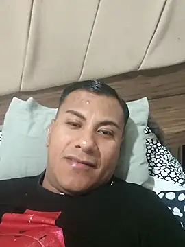 Snapshot of Randylocote1 chatting on November 6, 2025, 2:23 am Randylocote1 online show from November 6, 2025, 2:23 am