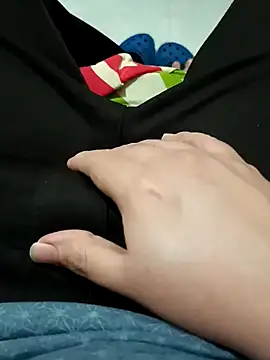 Snapshot of beautiful_hands_ chatting on December 12, 2024, 6:57 am beautiful hands  online show from December 12, 2024, 6:57 am