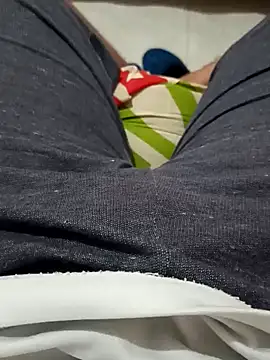 Snapshot of beautiful_hands_ chatting on January 27, 2025, 6:09 pm beautiful hands  online show from January 27, 2025, 6:09 pm