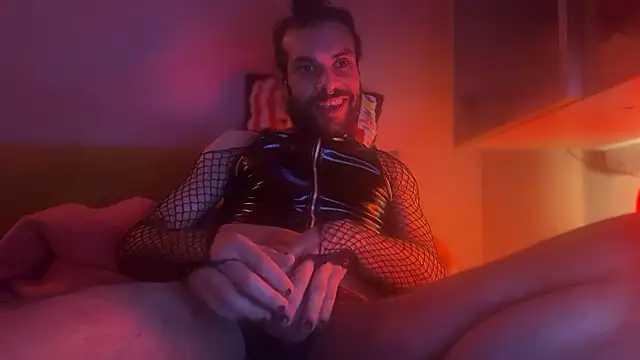 P4RtYBOII92 online show from December 5, 2024, 5:26 am