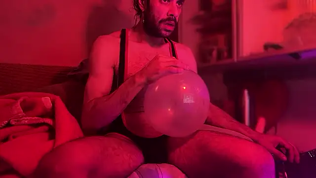 P4RtYBOII92 online show from December 22, 2024, 10:58 pm