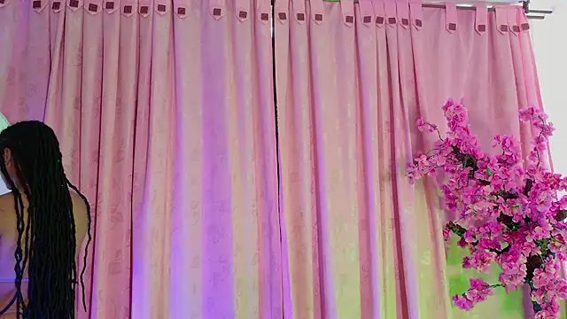 Elith noa online show from February 12, 2026, 7:31 pm