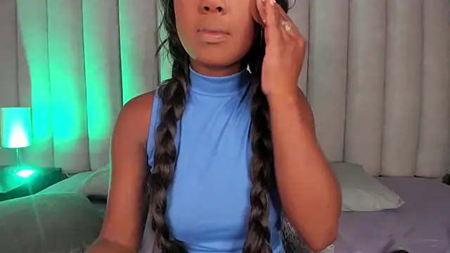 briannajackson  online show from February 18, 2025, 11:00 am