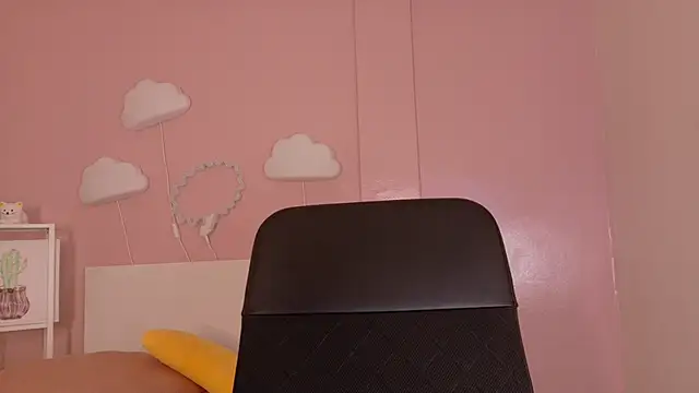 briannajackson  online show from October 24, 2025, 7:54 pm