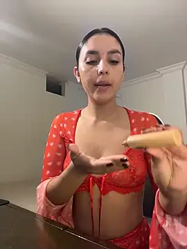  miaquevedo  online show from May 7, 2026, 3:06 pm