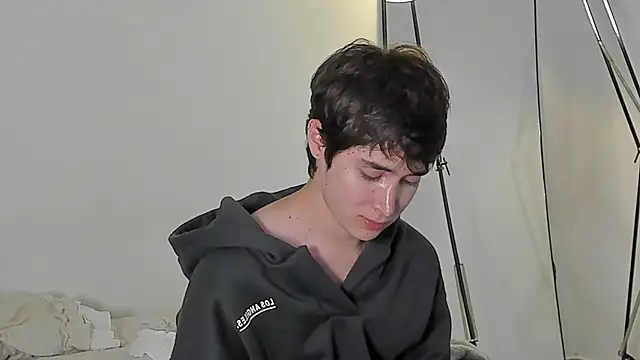 Snapshot of alejandro_ms chatting on December 3, 2024, 10:17 am alejandro ms online show from December 3, 2024, 10:17 am