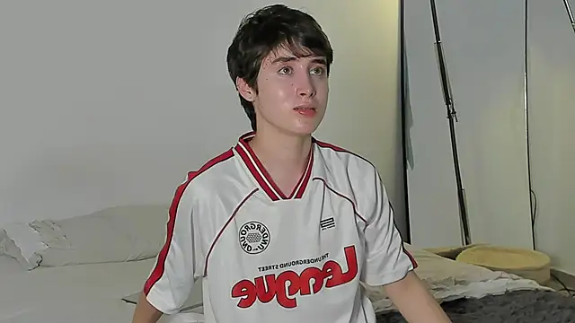 Snapshot of alejandro_ms chatting on December 5, 2024, 12:41 am alejandro ms online show from December 5, 2024, 12:41 am