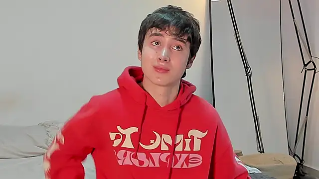 Snapshot of alejandro_ms chatting on December 8, 2024, 8:36 pm alejandro ms online show from December 8, 2024, 8:36 pm