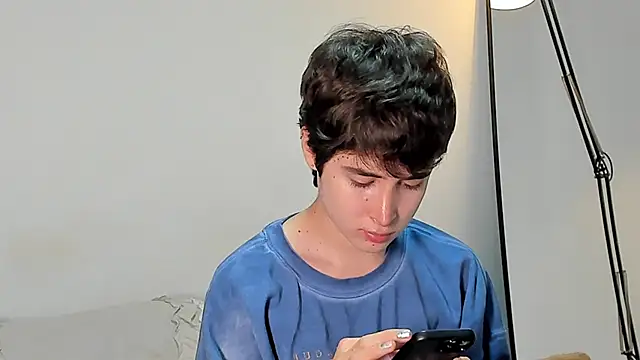 Snapshot of alejandro_ms chatting on December 18, 2024, 3:15 am alejandro ms online show from December 18, 2024, 3:15 am