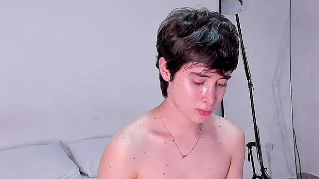 Snapshot of alejandro_ms chatting on January 7, 2025, 8:10 pm alejandro ms online show from January 7, 2025, 8:10 pm