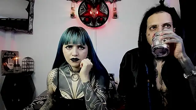Snapshot of DimmuandDarkness chatting on October 28, 2025, 6:28 am DimmuandDarkness online show from October 28, 2025, 6:28 am