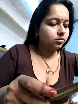 Snapshot of Bhabhi_no-1 chatting on February 13, 2025, 4:50 pm Bhabhi no-1 online show from February 13, 2025, 4:50 pm