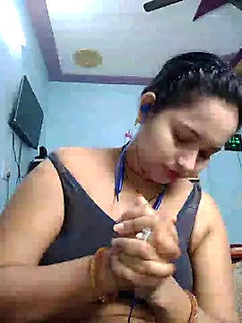 Snapshot of Bhabhi_no-1 chatting on February 23, 2025, 4:13 pm Bhabhi no-1 online show from February 23, 2025, 4:13 pm