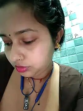 Snapshot of Bhabhi_no-1 chatting on February 26, 2025, 10:53 pm Bhabhi no-1 online show from February 26, 2025, 10:53 pm