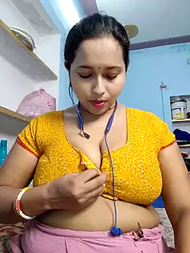 Snapshot of Bhabhi_no-1 chatting on September 10, 2025, 3:56 pm Bhabhi no-1 online show from September 10, 2025, 3:56 pm