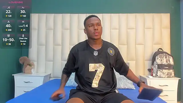 Snapshot of Troykhalil chatting on January 9, 2025, 8:01 pm Troykhalil online show from January 9, 2025, 8:01 pm