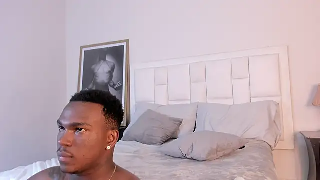 Snapshot of Troykhalil chatting on January 28, 2025, 2:32 am Troykhalil online show from January 28, 2025, 2:32 am