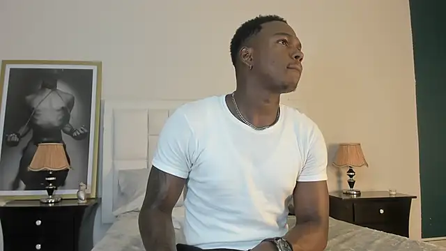 Snapshot of Troykhalil chatting on February 4, 2025, 9:41 pm Troykhalil online show from February 4, 2025, 9:41 pm