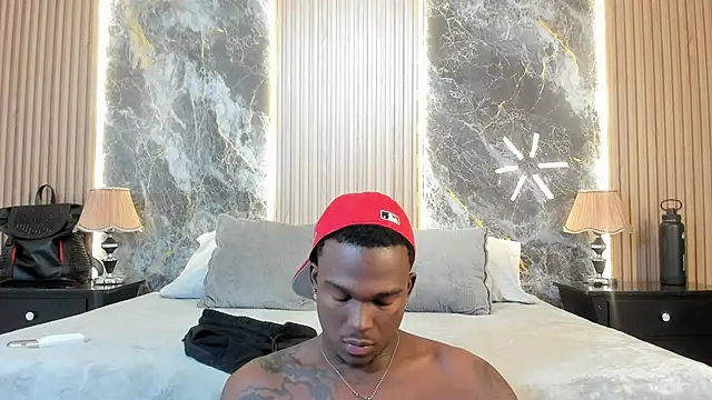 Snapshot of Troykhalil chatting on February 21, 2025, 2:06 am Troykhalil online show from February 21, 2025, 2:06 am