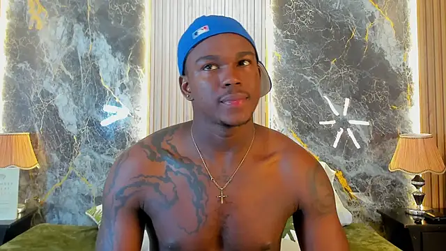 Snapshot of Troykhalil chatting on February 27, 2025, 11:37 pm Troykhalil online show from February 27, 2025, 11:37 pm