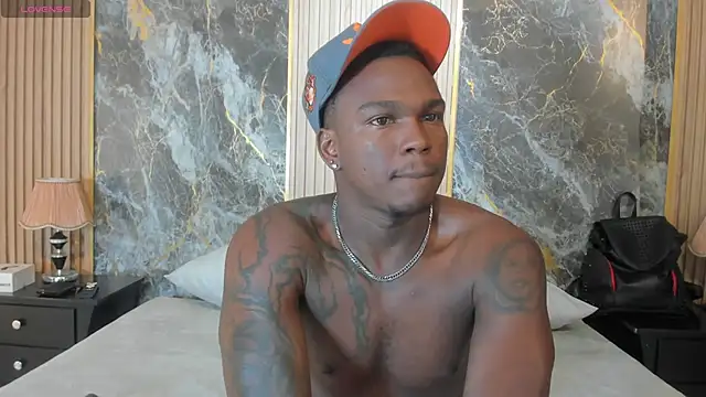 Snapshot of Troykhalil chatting on March 15, 2025, 2:24 am Troykhalil online show from March 15, 2025, 2:24 am