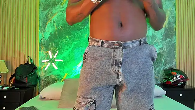 Snapshot of Troykhalil chatting on September 23, 2025, 8:12 pm Troykhalil online show from September 23, 2025, 8:12 pm